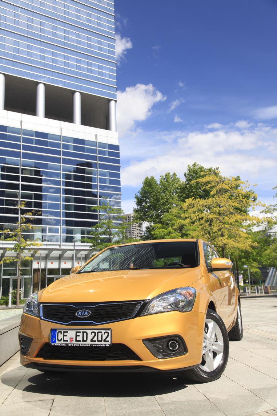  Kia pro_cee&rsquo;d EcoDynamics 2011 года  (фото 73 из 133)
